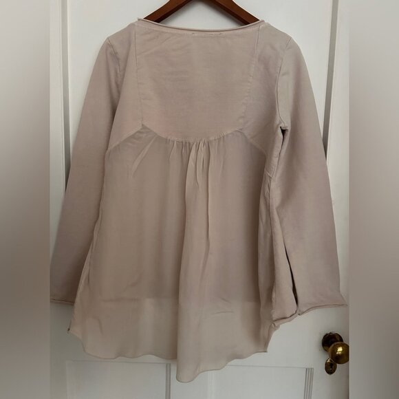 Women’s Pistache Top with a Semi Sheer, Lightweight Back Size M/L - Picture 5 of 8